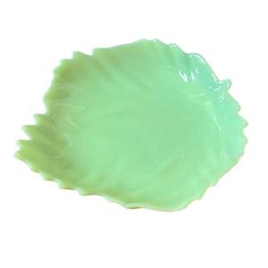 Vintage Anchor Hocking Fire-King or Murano art glass leaf-shaped jadeite dish